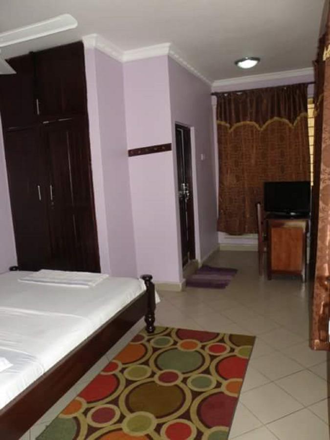 Kibodya Hotel Nkrumah Dar es Salaam Exterior photo